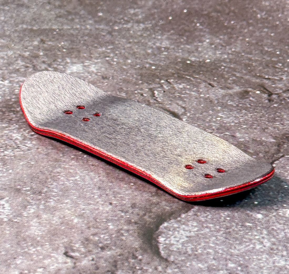 WoodClub ATELIER Wooden deck 33.7mm - "Lunar Black"